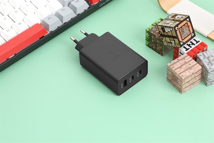 Ảnh Adapter sạc 3 cổng USB Type C PD 65W Samsung EP-T6530