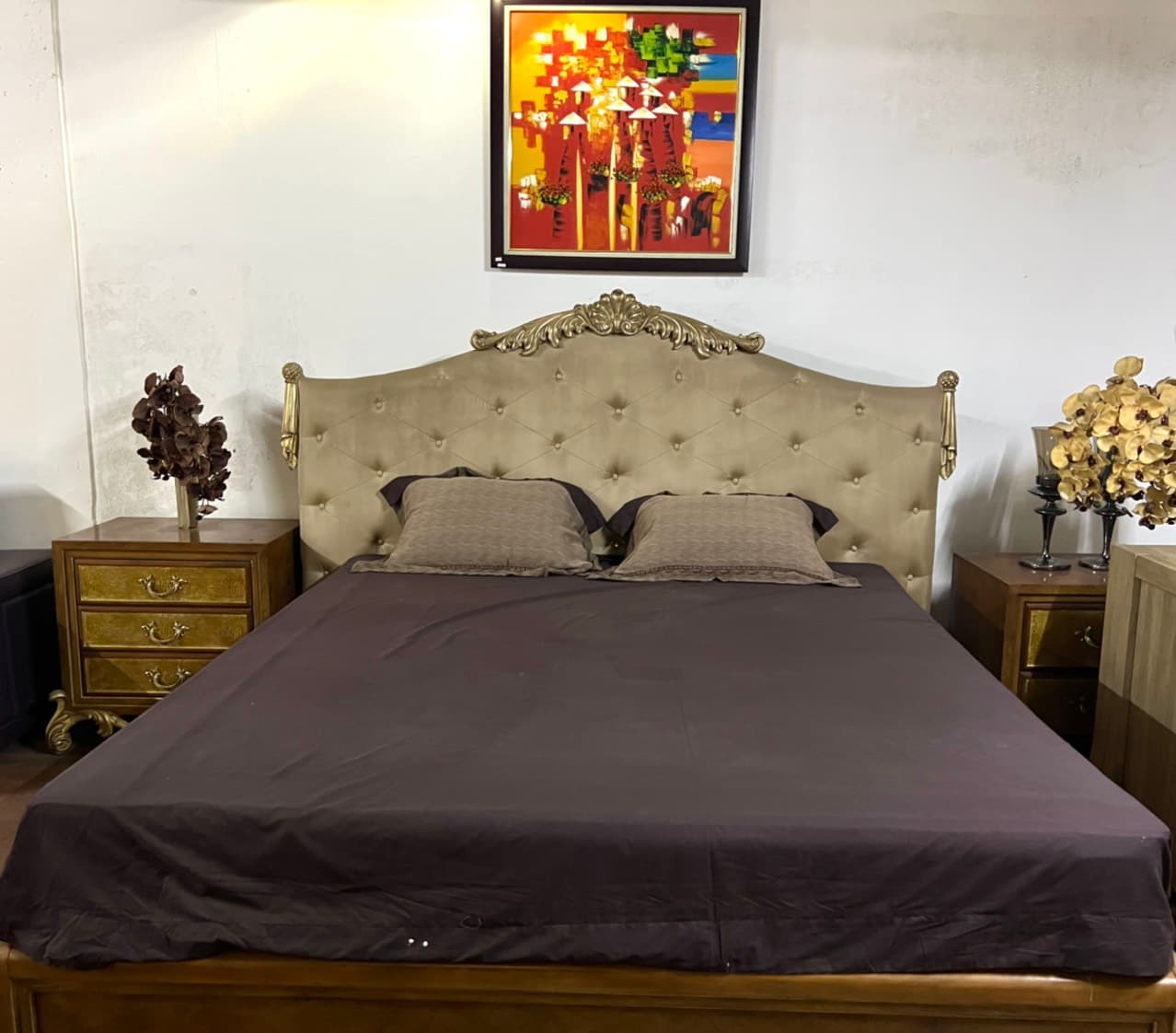 Ảnh Giường 1.8m, B098B (3) - Thương hiệu Monarchy