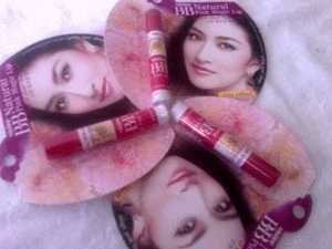 Ảnh Son dưỡng làm hồng môi Mistine Pink Magic Crystal Lip