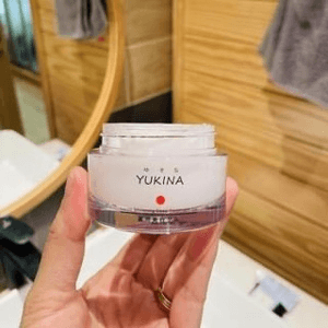 Ảnh Kem dưỡng trắng da mờ nám Yukina whitening deep treatment gel 50g
