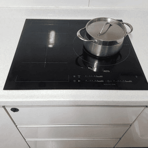 Ảnh Bếp từ âm 3 vùng nấu AEG HKL65310FB