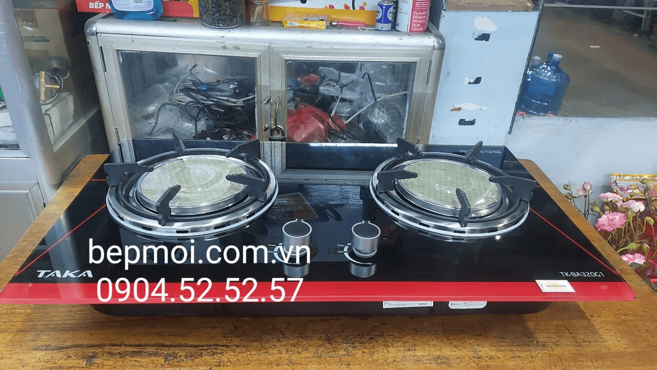 Ảnh Bếp gas âm Taka TK-BA320G1