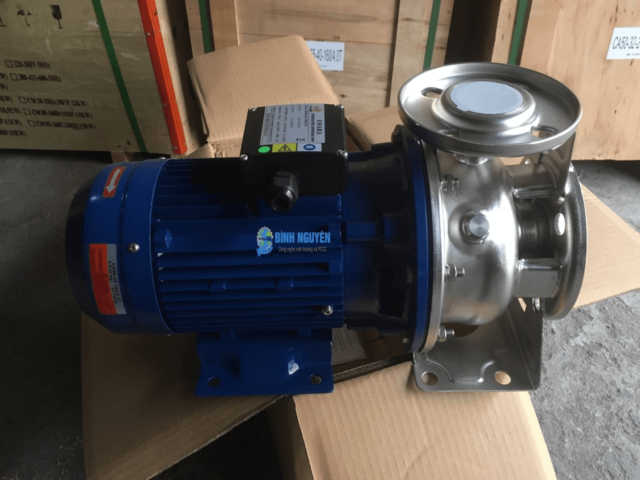 Ảnh Máy bơm ly tâm trục ngang đầu inox Ewara CA65-50-200/18.5 - 25HP