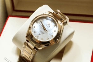 Ảnh Đồng hồ nữ Omega 231.50.34.20.55.001