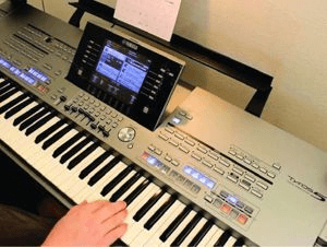 Ảnh Đàn Organ Yamaha Tyros 5 - 61 Phím