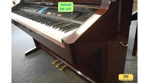 Ảnh Đàn piano Roland KR-577