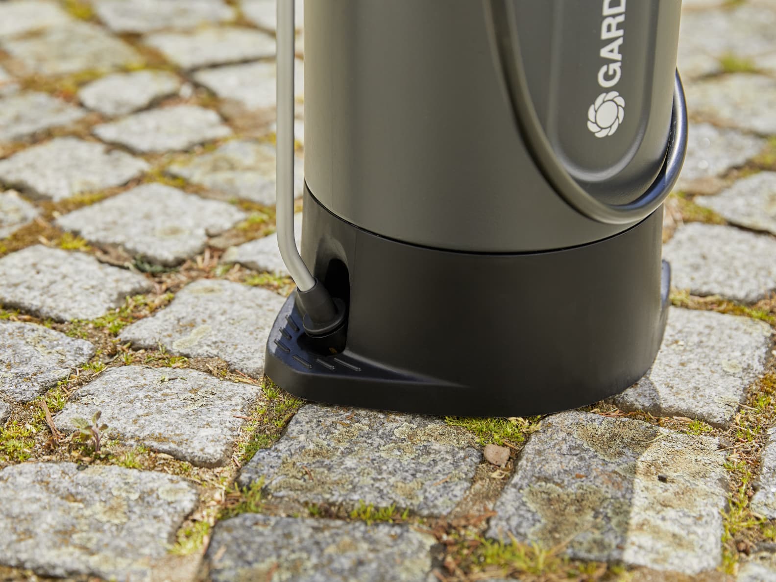 Ảnh Bình tưới cây áp suất 5 lít Gardena PLUS 11138-20