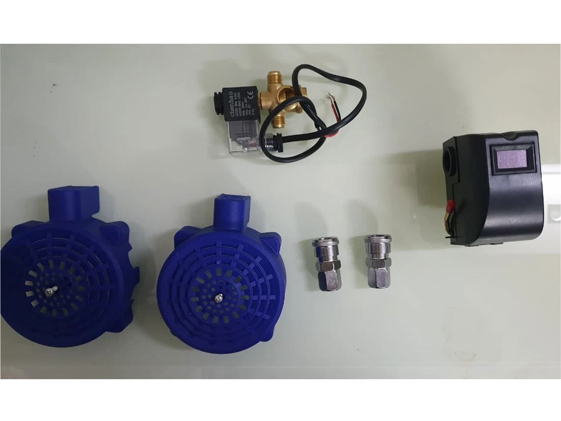 Ảnh Máy nén khí không dầu 4.5Hp 50 lít Kingtony KIT-50TW/1